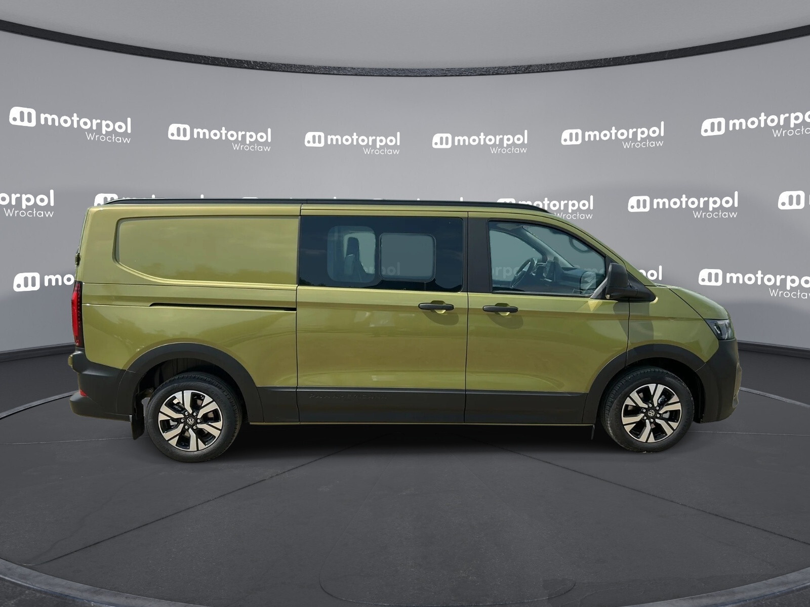 T7 Furgon PLUS 4MOTION/PanAmericana/6 osob./AUTOMAT 2,0 TDI 170 KM r. o. 3500 mm