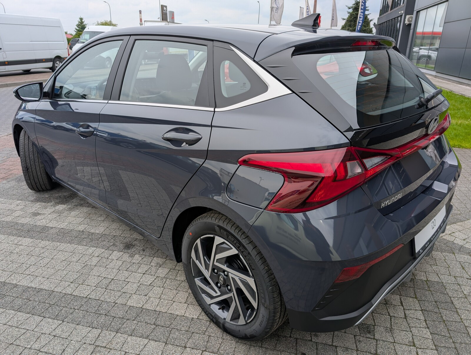 Nowej Generacji!! Modern Comfort Led! 1.0 T-GDI 6MT 90KM!!