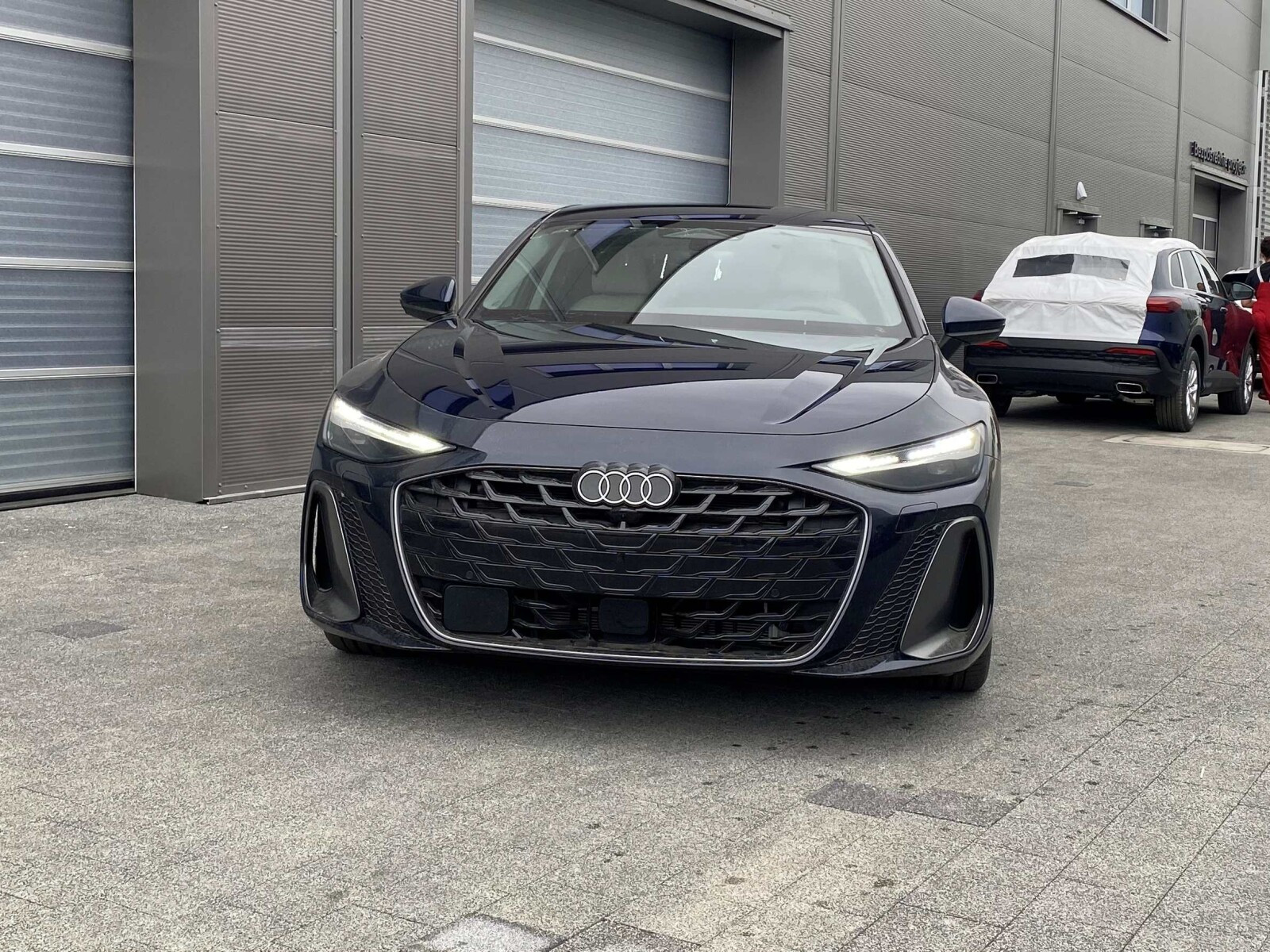 e-hybrid quattro 220 kW S tronic * Pakiet Tech Plus *