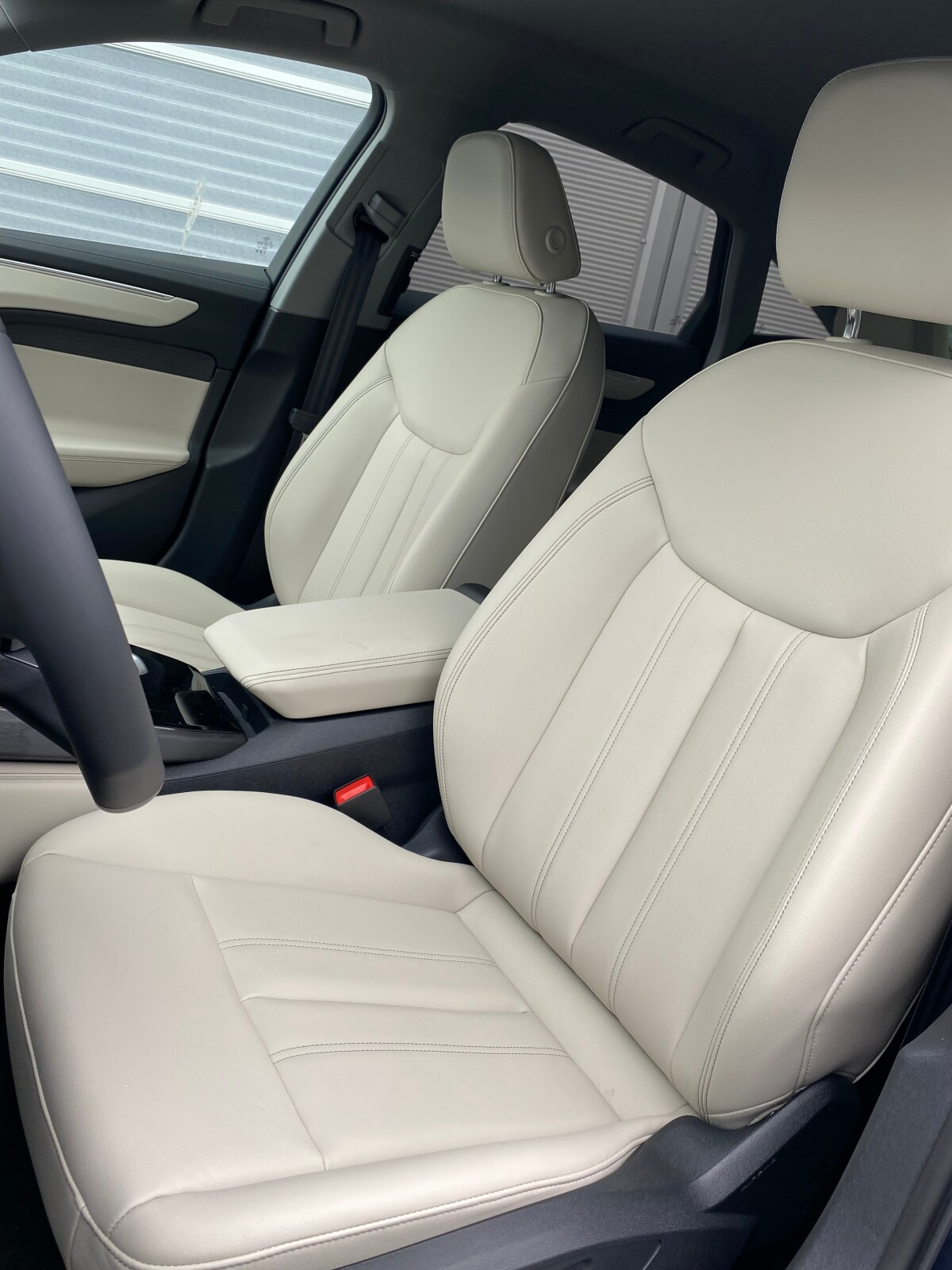 e-hybrid quattro 220 kW S tronic * Pakiet Tech Plus *