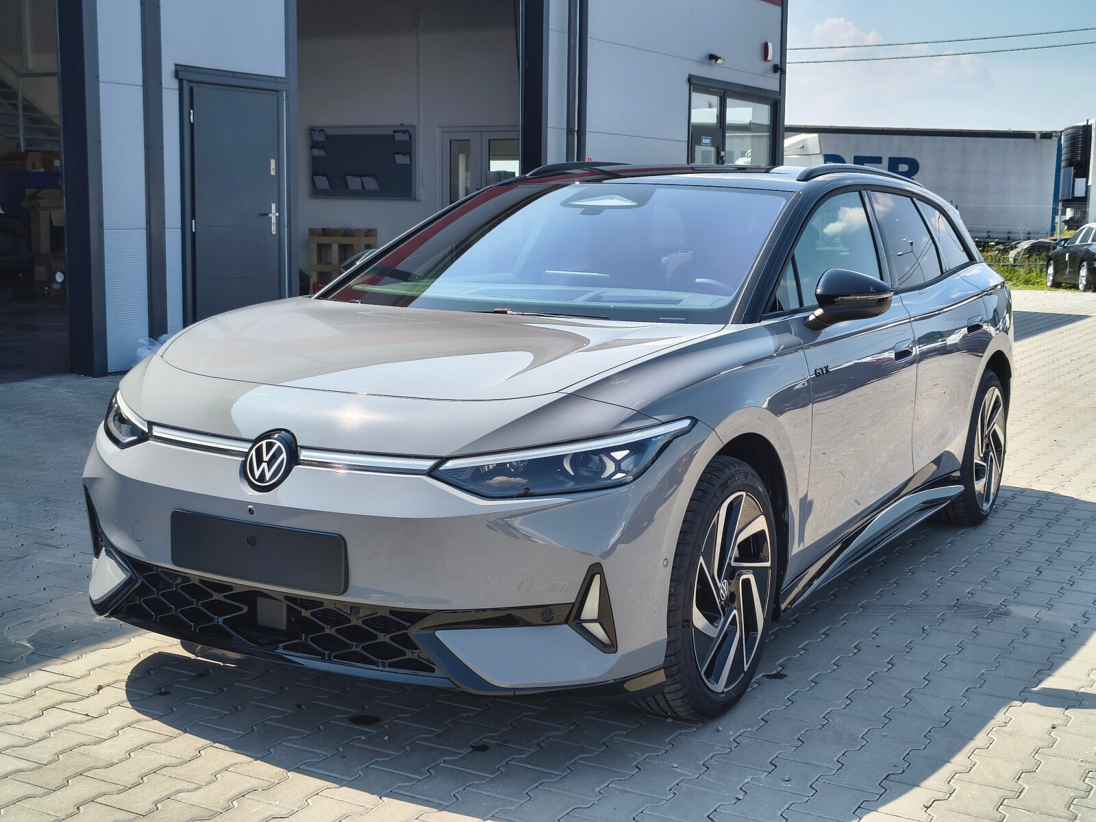 GTX Plus 86 kWh 4MOTION 340 KM