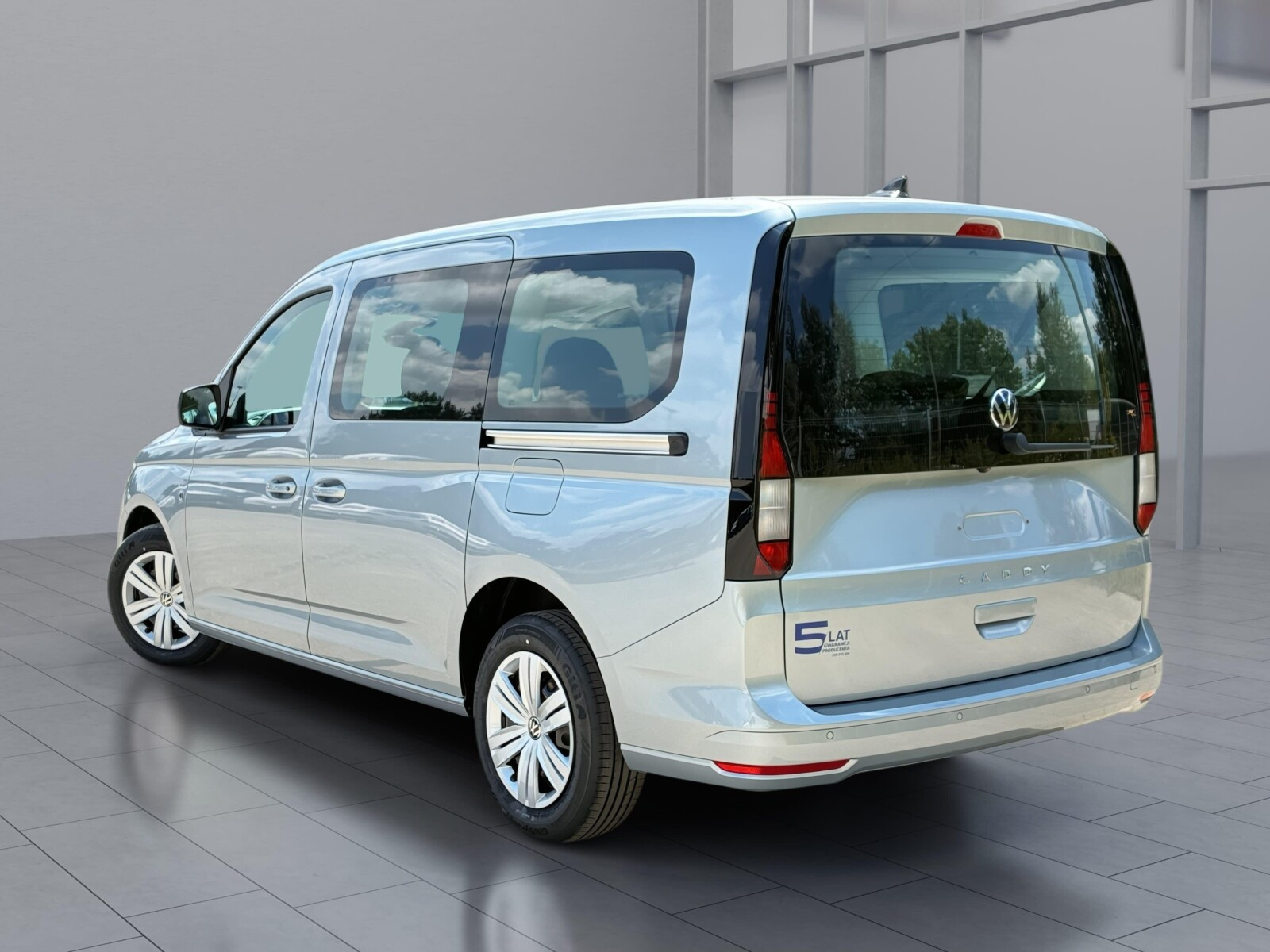 MAXI/7os. 2,0 TDI 102 KM manualna r. o. 2970 mm