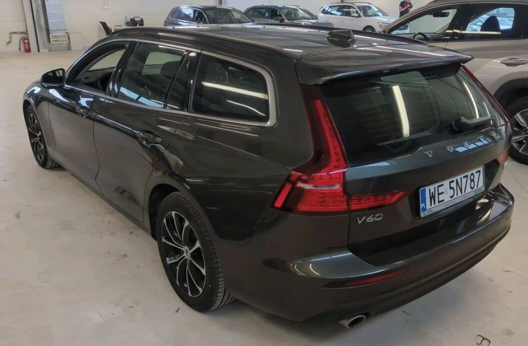 2.0 B4D diesel mhev Momentum Pro 197 KM Fv Vat 23%