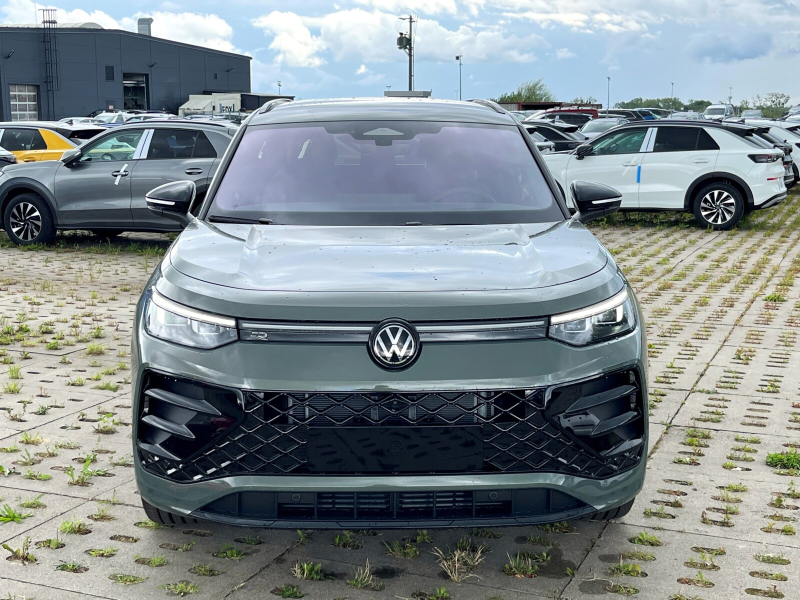 R-Line Plus 2.0TDI 4MOTION 193KM DSG / HAK/ Harman /Tapicerka skórzana
