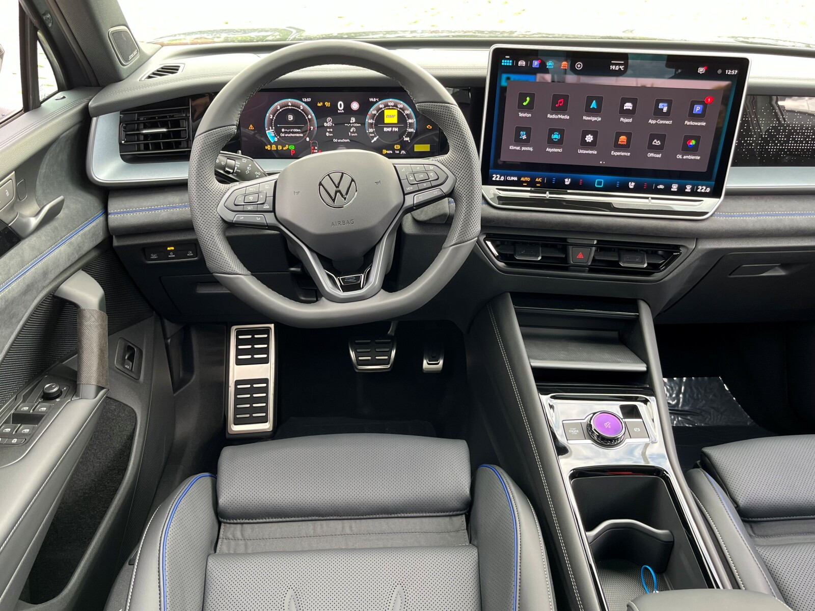 R-Line 2.0 TSI 4MOTION 265KM DSG / HAK / Harman / Dach Panoramiczny