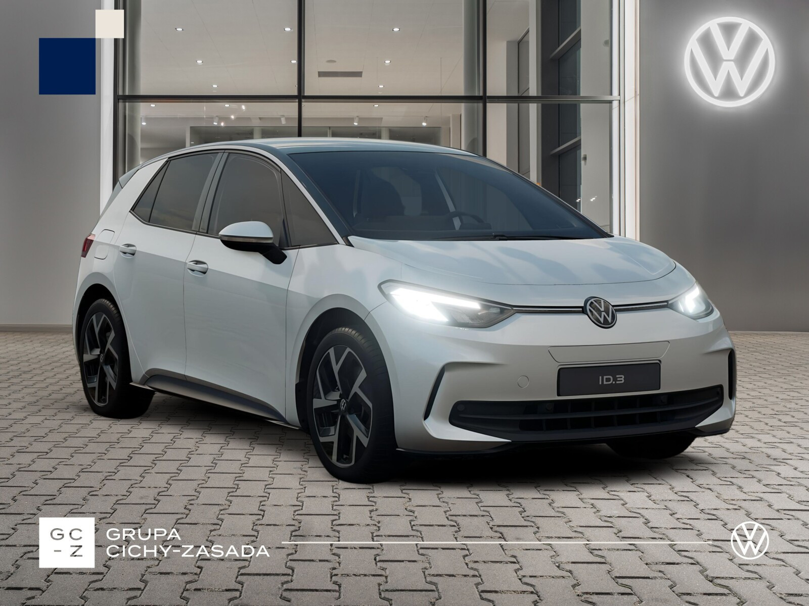 Plus 52 kWh 125 kW / 170 KM automatyczna, 1-biegowa; Wielosezon/Kabel