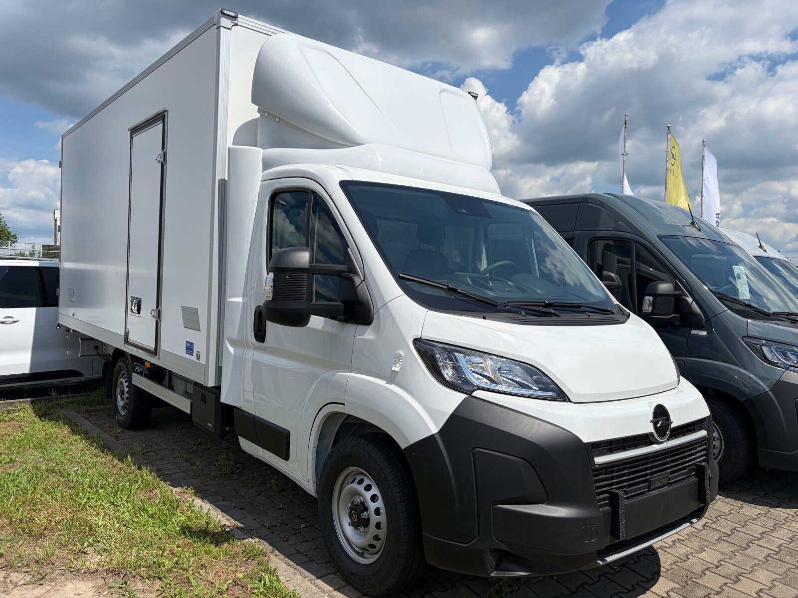Opel Movano