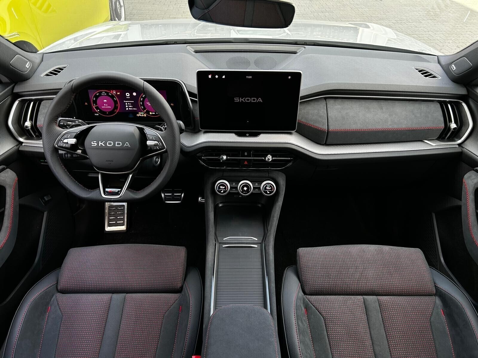 RS 2.0 TSI DSG 265 KM