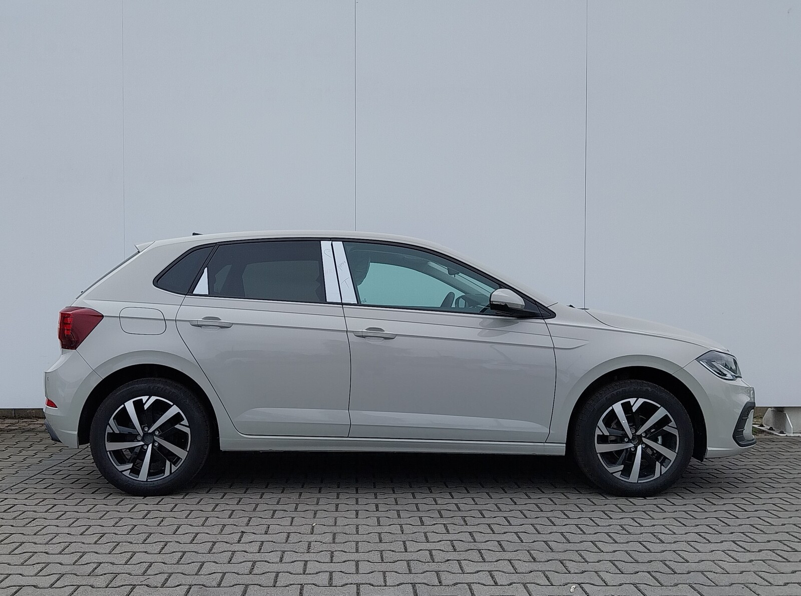 POLO Life Plus 1.0 TSI 70kW/95KM manualna, 5- biegowa